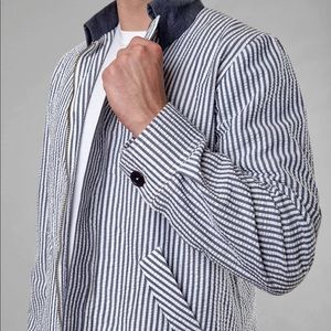 Seersucker zip up wind breaker